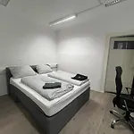 Apartment Simplex Am Ettlinger Tor Spacious