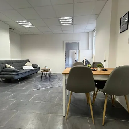 Simplex Am Ettlinger Tor Spacious *