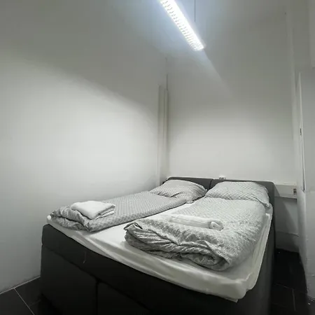 Simplex Am Ettlinger Tor Spacious * Karlsruhe